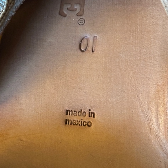 Famolare Wedge Sandals Strappy Shoes Tan Leather Wavy Platform Size 10 - Picture 11 of 11